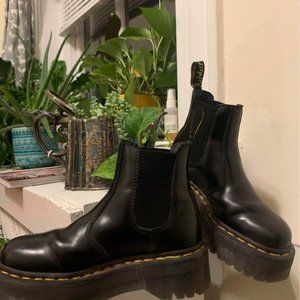 Dr. Martens Platform Chelsea Boot Black
